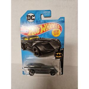 Hot Wheels‎ Batmobile New 2019, 17/250